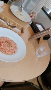 PicsArt_1445337528610